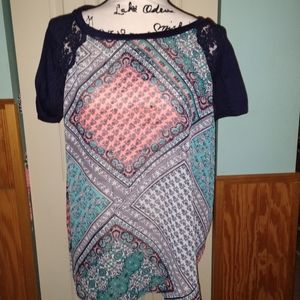 Like New Large Lightweight Shirt